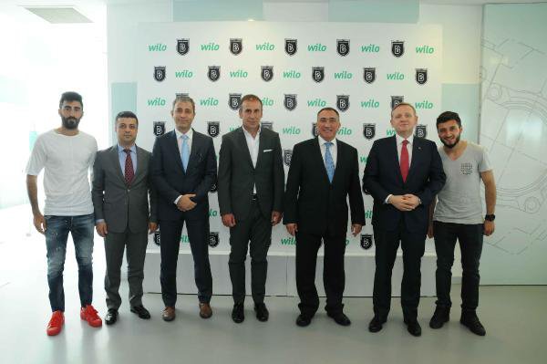 Mepidol Başakşehir futbol takımından sponsor ziyareti