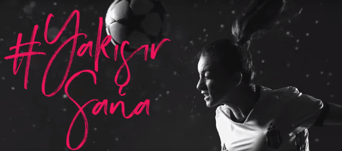 Beşiktaş Kadın Futbol Takımı’nın Ana Sponsoru AVON- #YAKIŞIRSANA