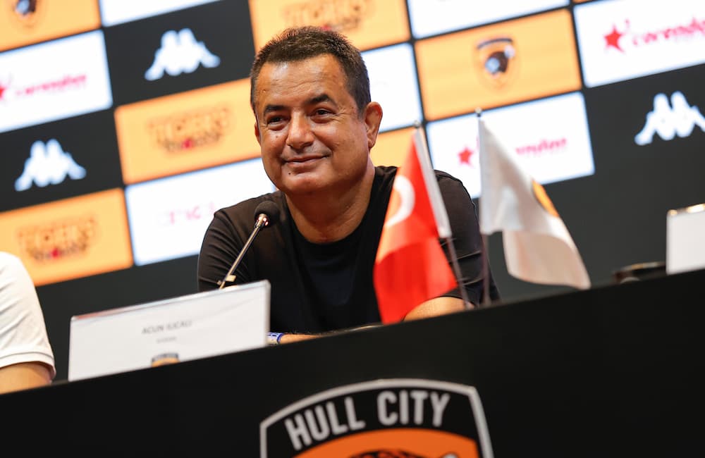 Corendon Airlines, Hull City ile Ulaşım Sponsorluğunu Yeniledi